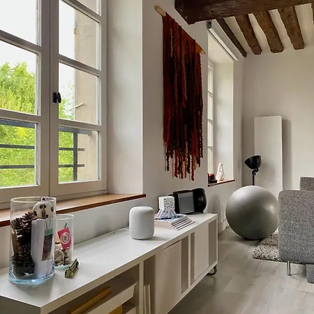 Le Nid Senlisien, Apartment *